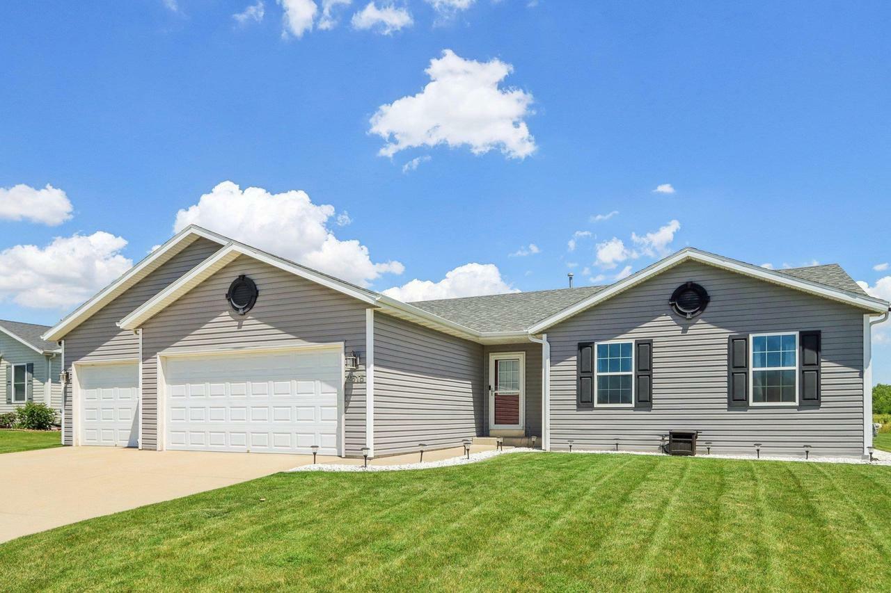 Property Photo:  2515 Quail Ridge Drive  WI 53546 