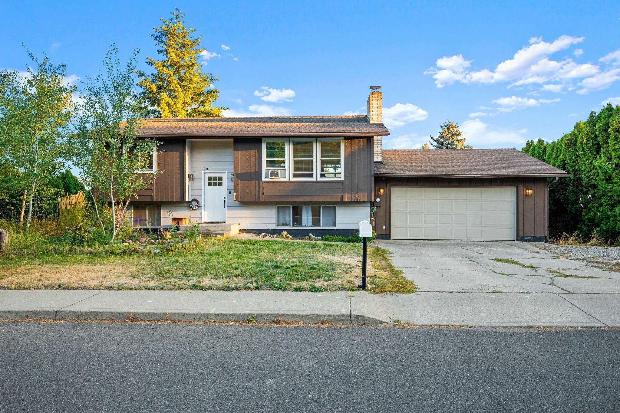 Property Photo:  1501 Ridgeview Dr  WA 99004 