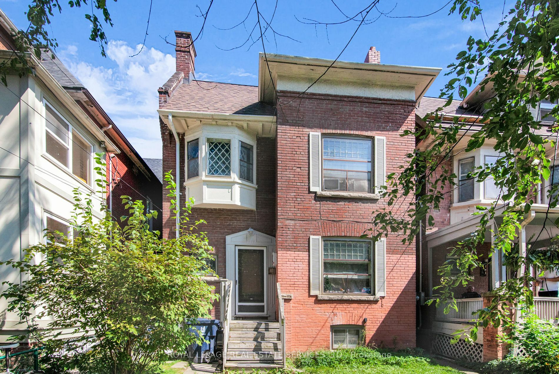 577 Huron St  Toronto ON M5R 2R6 photo