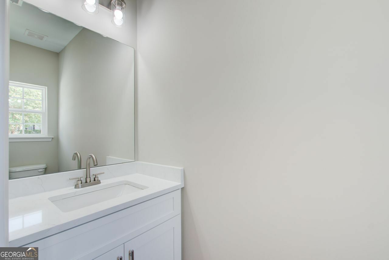 Property Photo:  89 Portico Place  GA 30265 