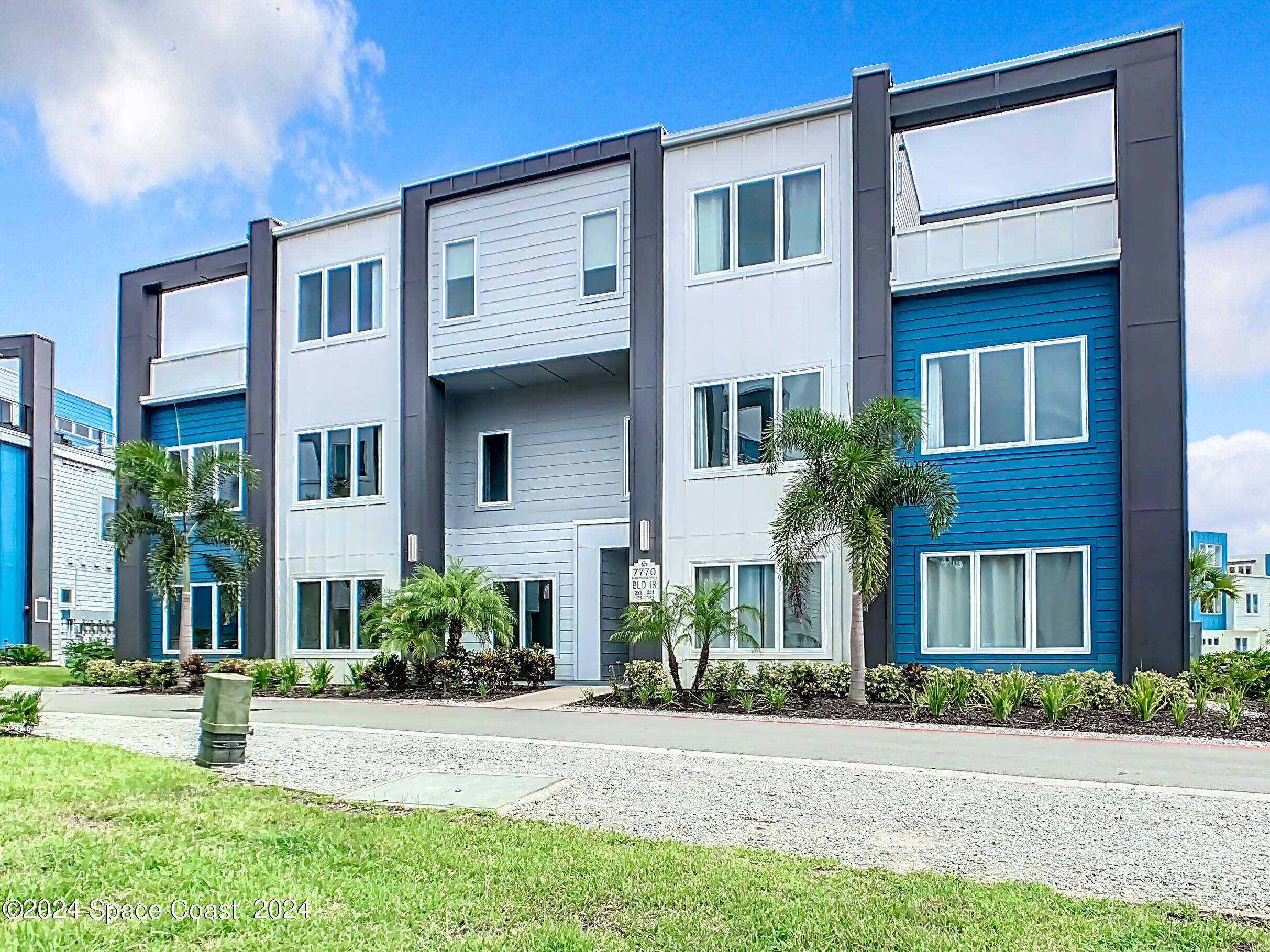 Property Photo: 7770 Sandy Ridge Drive FL 34747