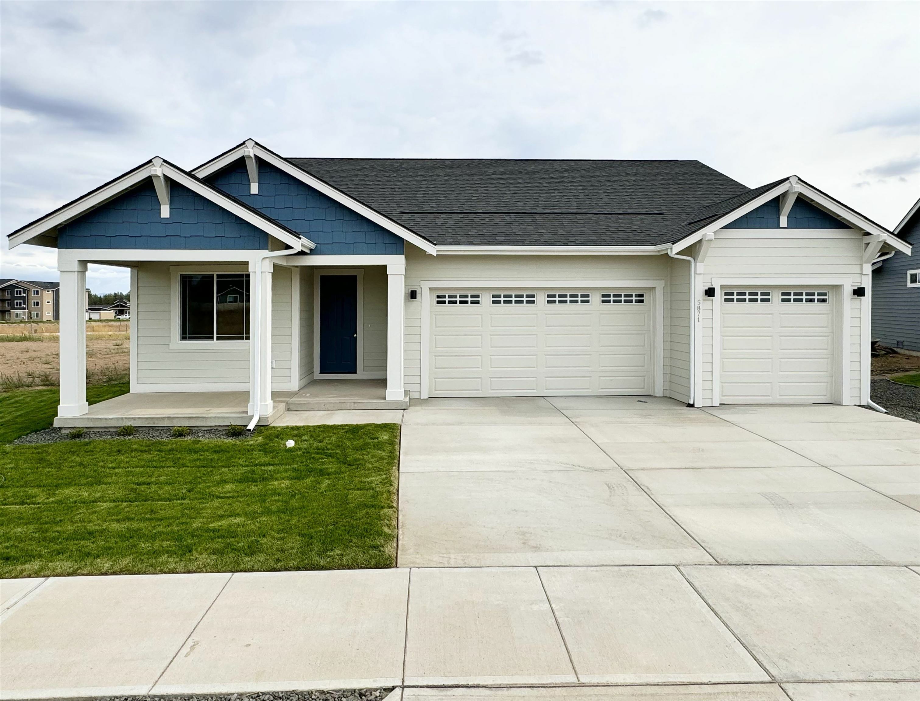 5871 S Sherri Lea Rd  Spokane WA 99224 photo