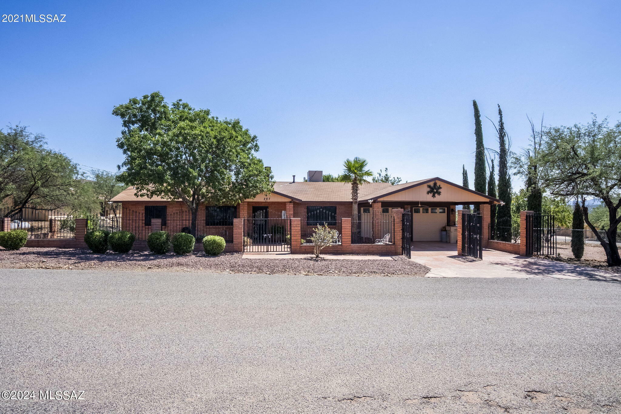 Property Photo:  287 Camino Panama  AZ 85648 