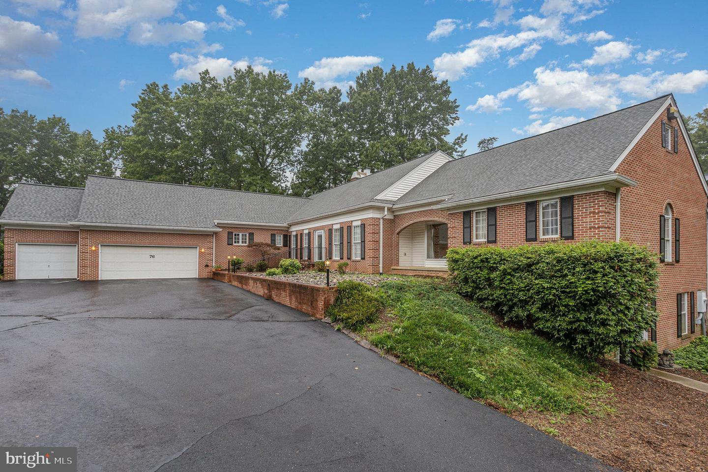 Property Photo:  76 Rollinswood Lane  VA 22554 