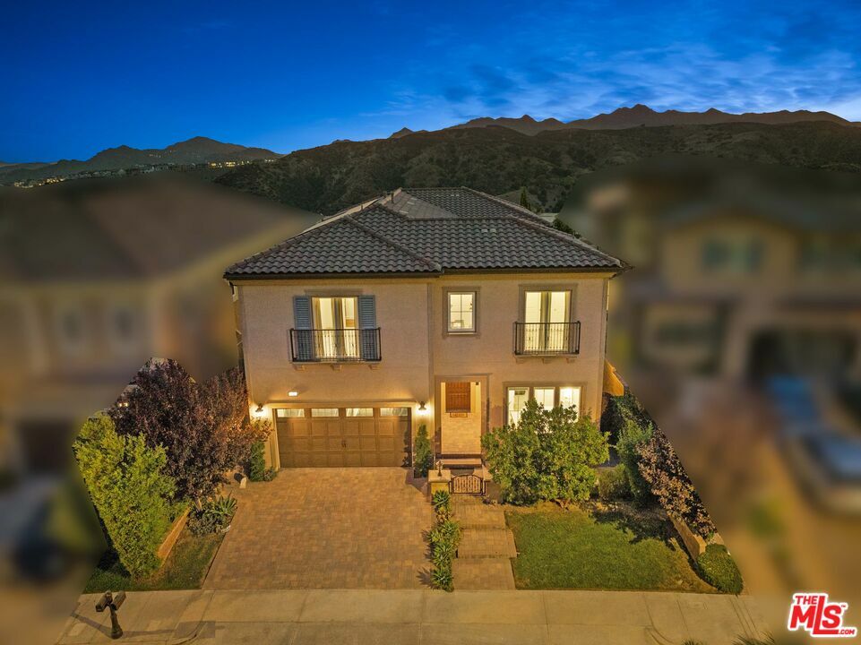 11927   Ancona Way  Porter Ranch CA 91326 photo