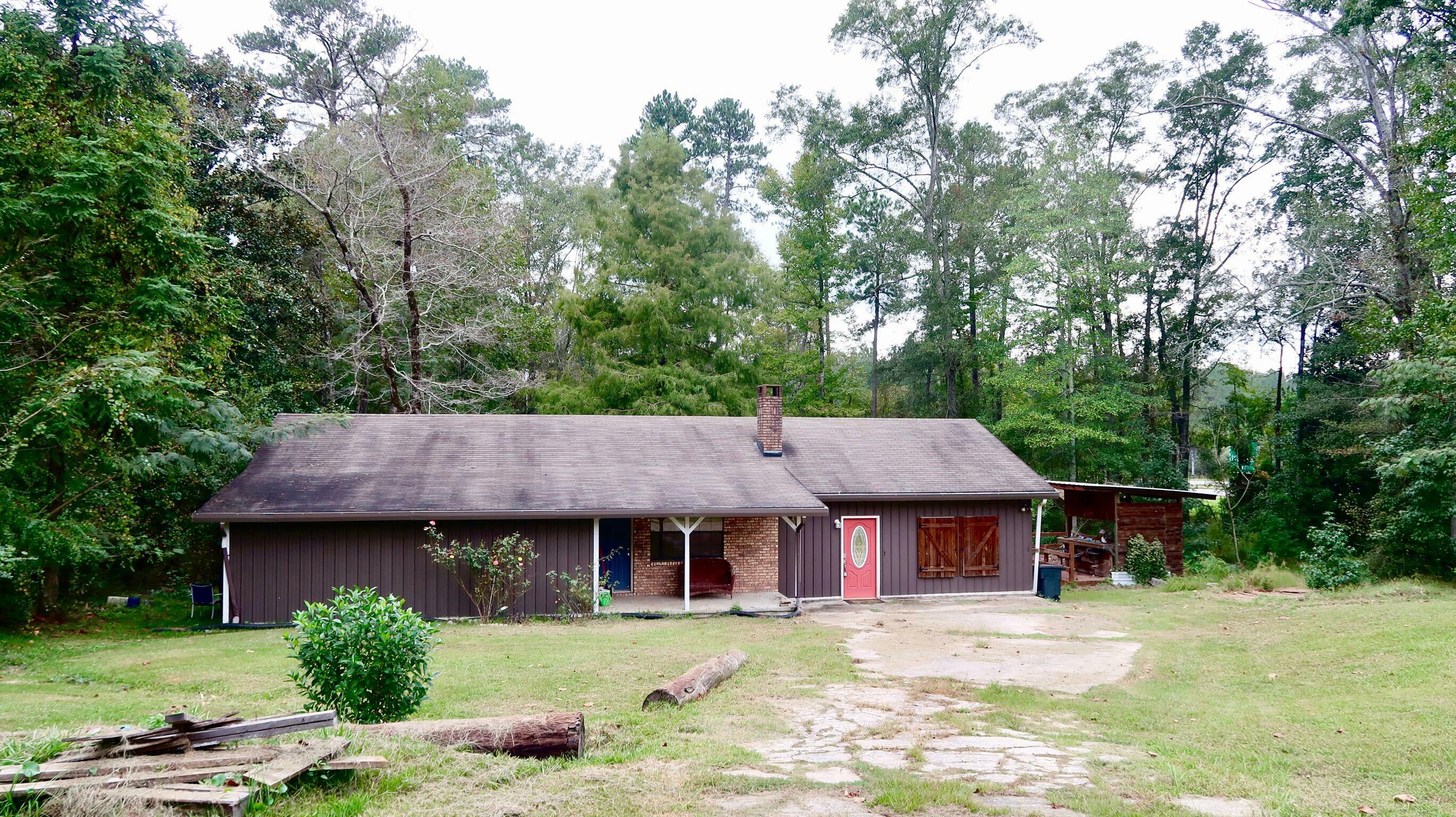 Property Photo:  514 Paulding Rd.  MS 39437 