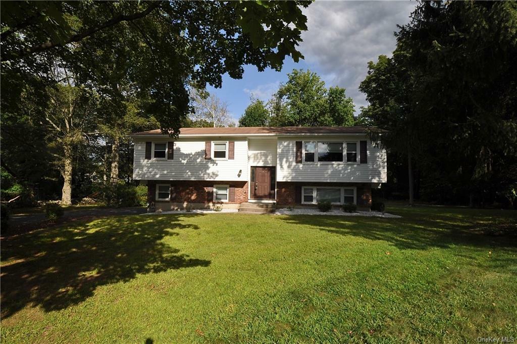 Property Photo:  9 Verona Court  NY 10956 