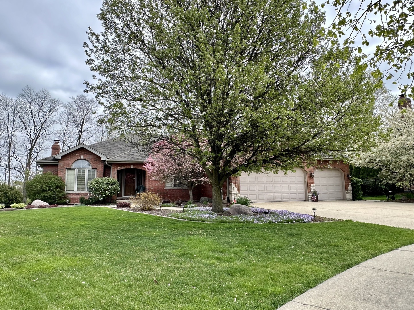 Property Photo:  19109 Boulder Ridge Court  IL 60448 