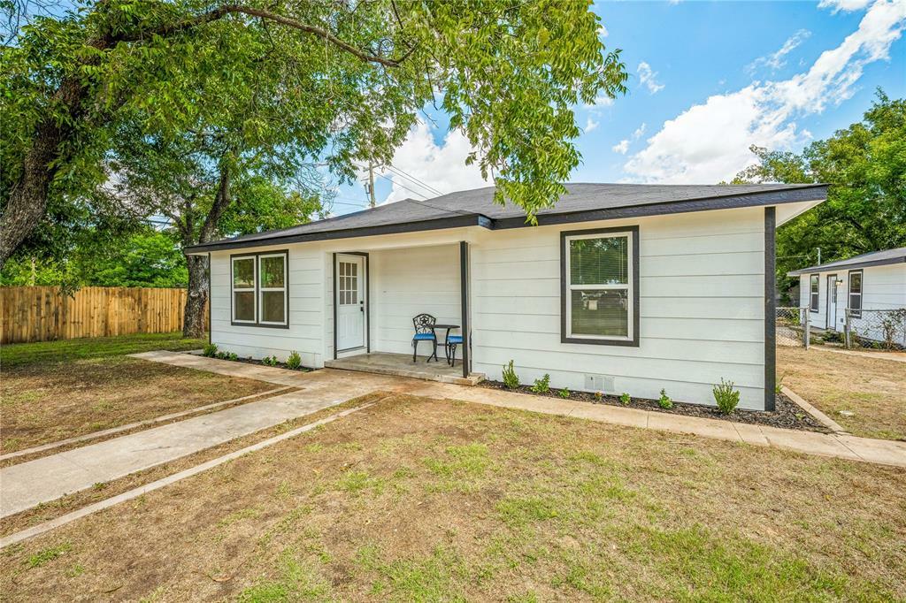 Property Photo:  1485 N McCart Street A  TX 76401 