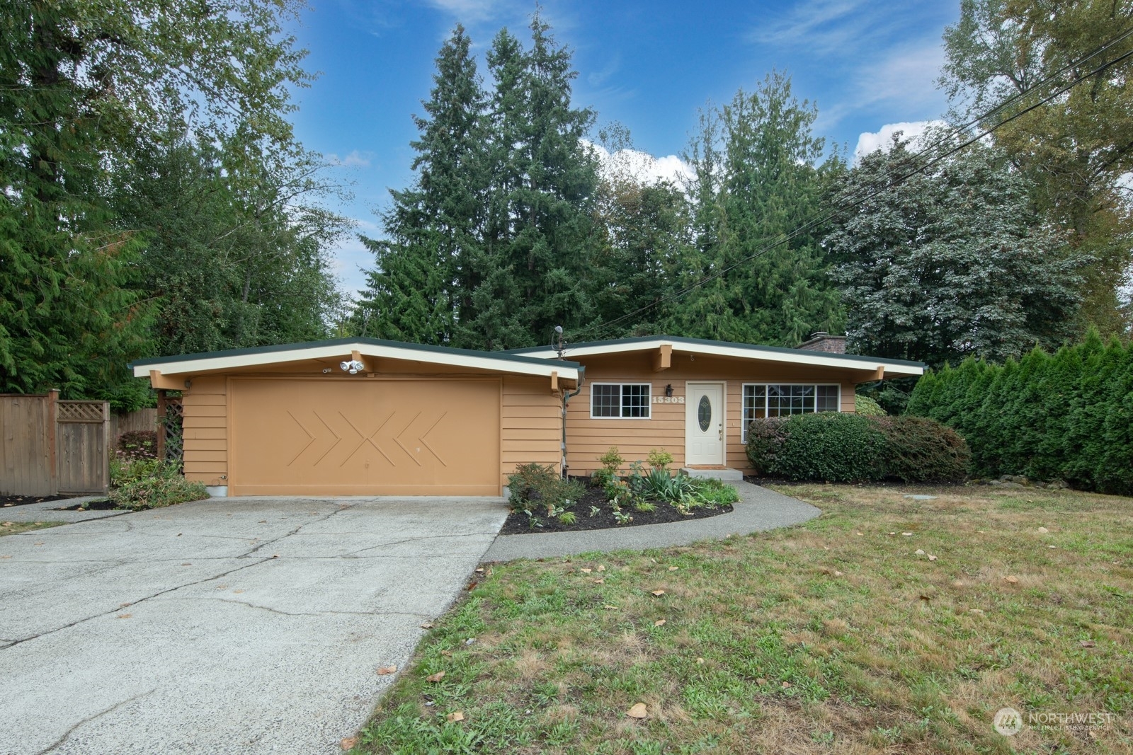 15303 4th Avenue W  Lynnwood WA 98087 photo