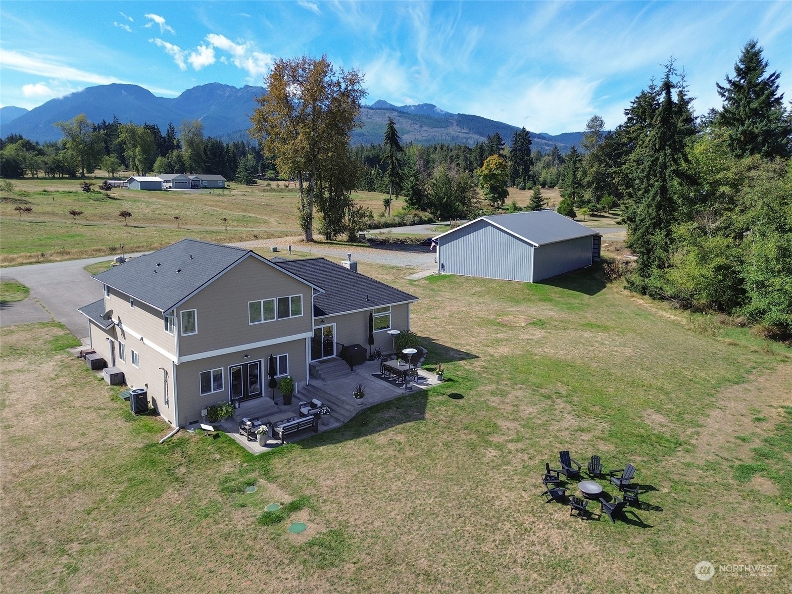 Property Photo:  431 Lisel Lane  WA 98362 