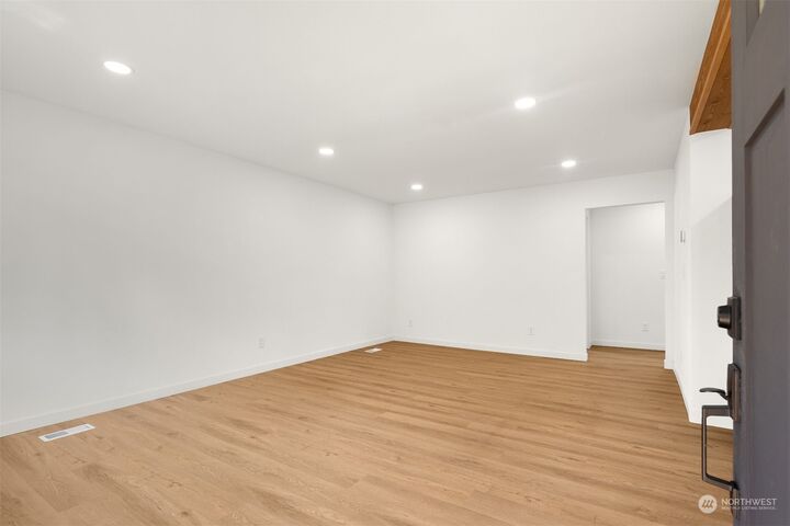 Property Photo:  1707 S Lawrence Street  WA 98405 