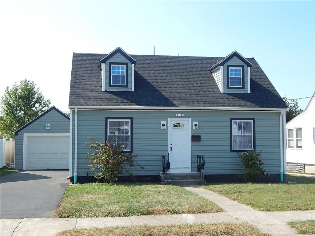 Property Photo:  151 Edgemere Road  RI 02861 