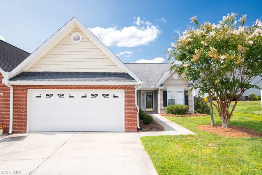 Property Photo:  1330 Bayswater Drive  NC 27265 