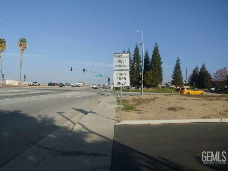 Property Photo:  0 China Grade Loop  CA 93308 