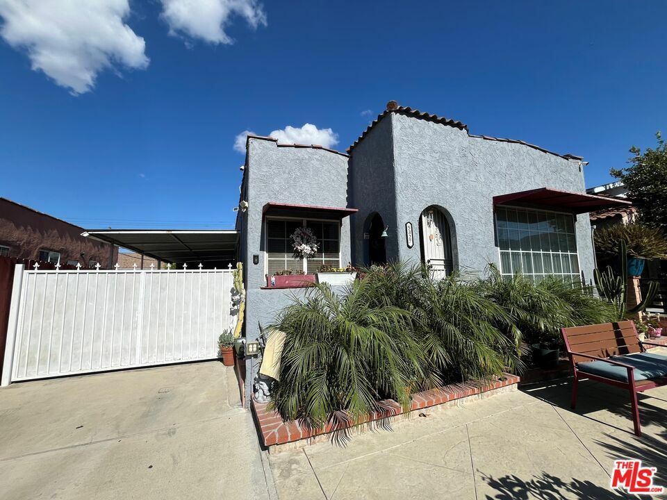 5327   Geer St  Los Angeles CA 90016 photo