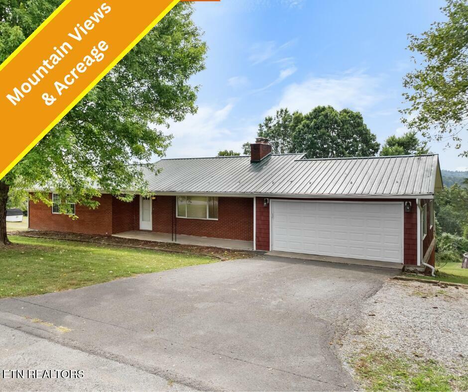 Property Photo: 320 Redbird Circle TN 37724