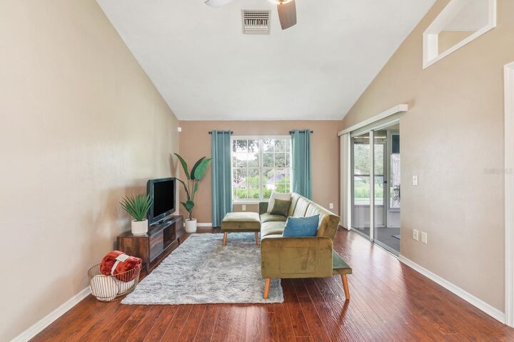 Property Photo: 3226 NW 103rd Drive FL 32606