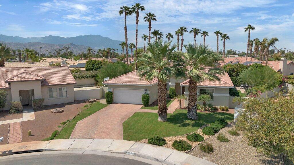 Property Photo:  74578 Strawflower Circle  CA 92260 