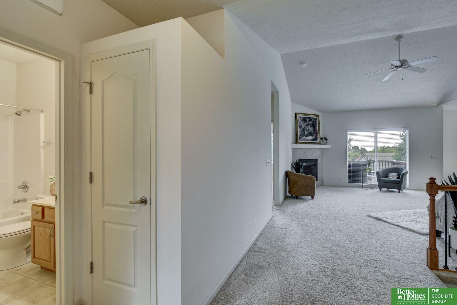 Property Photo:  10506 S 26 Street  NE 68123 