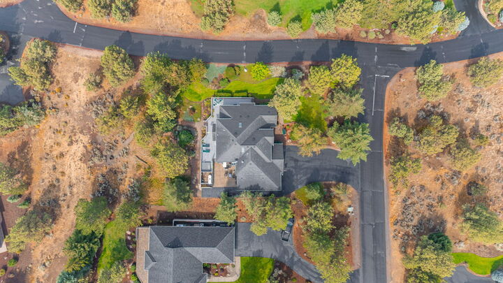 Property Photo: 2315 Linnet Lane OR 97756