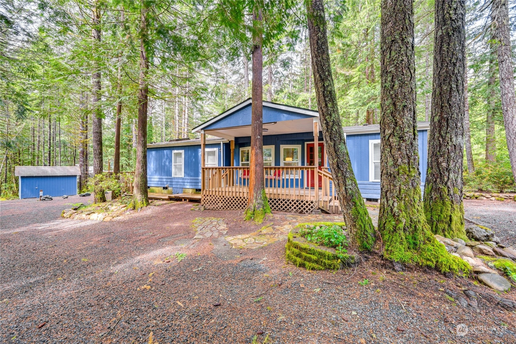 Property Photo:  521 N Mt Jupiter Dr  WA 98548 