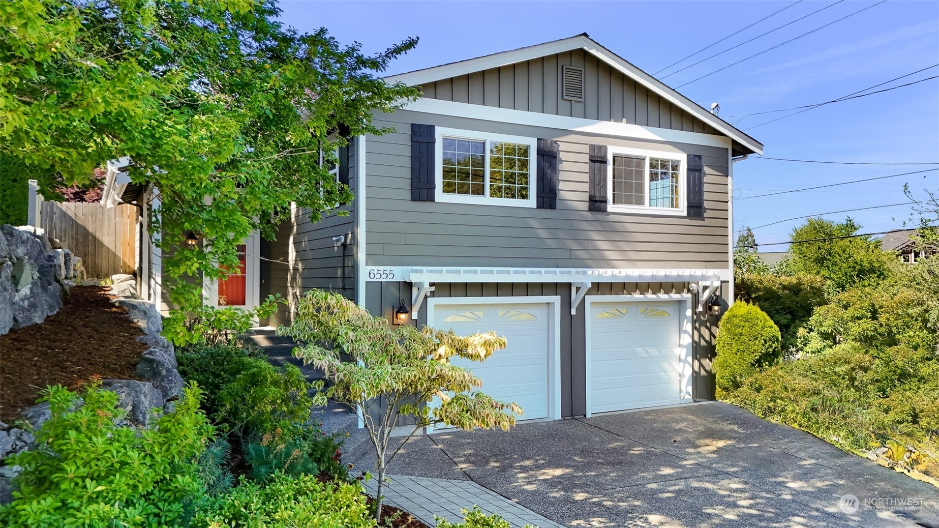 Property Photo:  6555 Seward Park Avenue S  WA 98118 