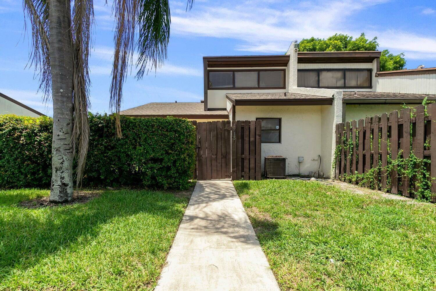 Property Photo:  1815 Abbey Road  FL 33415 