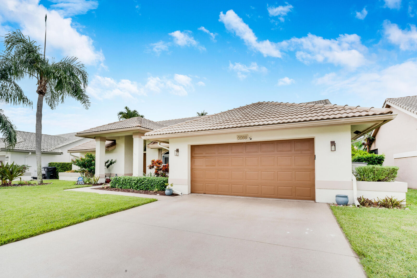 Property Photo: 7146 Paramount Drive FL 33467
