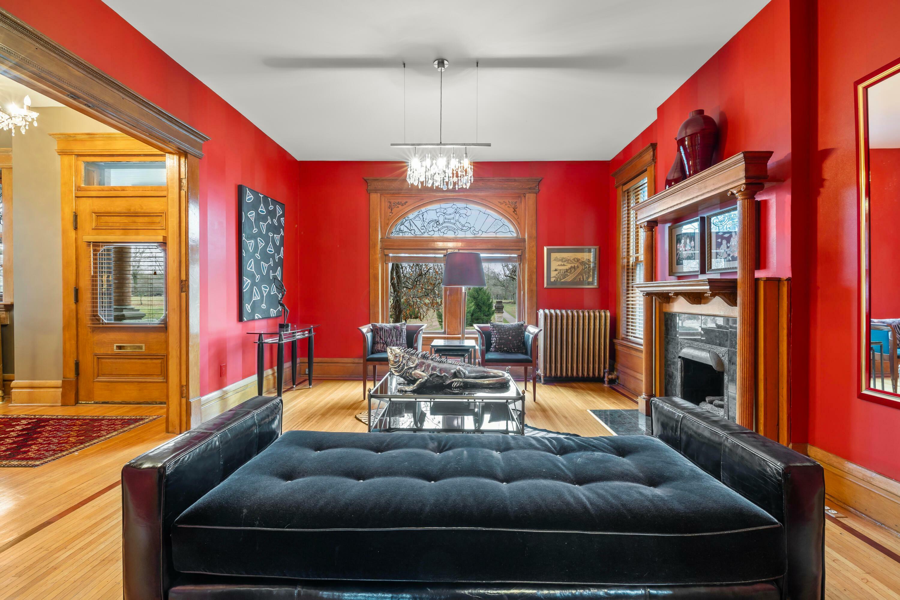 130 Buttles Avenue  Columbus OH 43215 photo