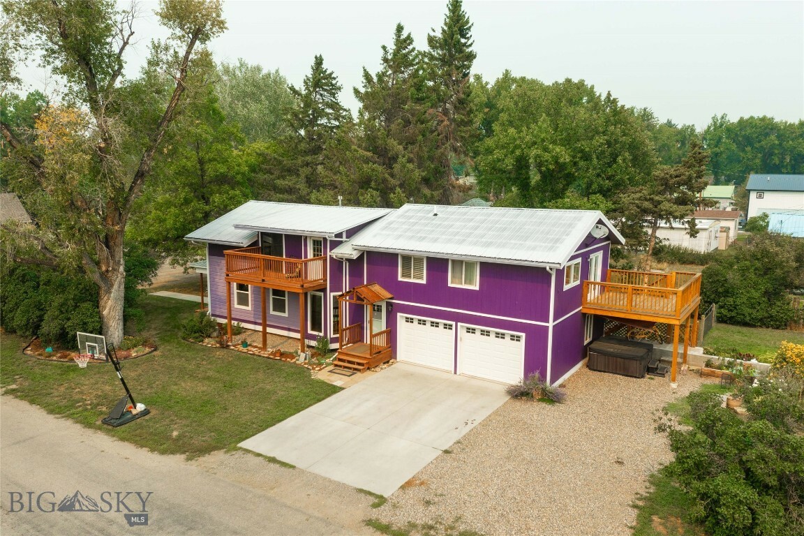 Property Photo:  201 N Sixth Street  MT 59741 