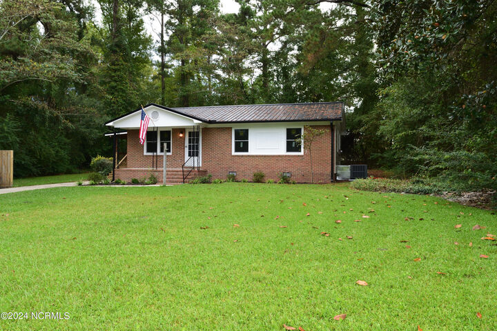 105 Knight Place  Jacksonville NC 28546 photo