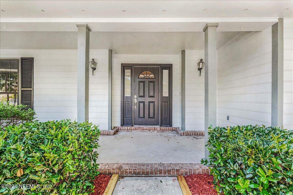 Property Photo:  3537 Compass Rose Drive E  FL 32216 