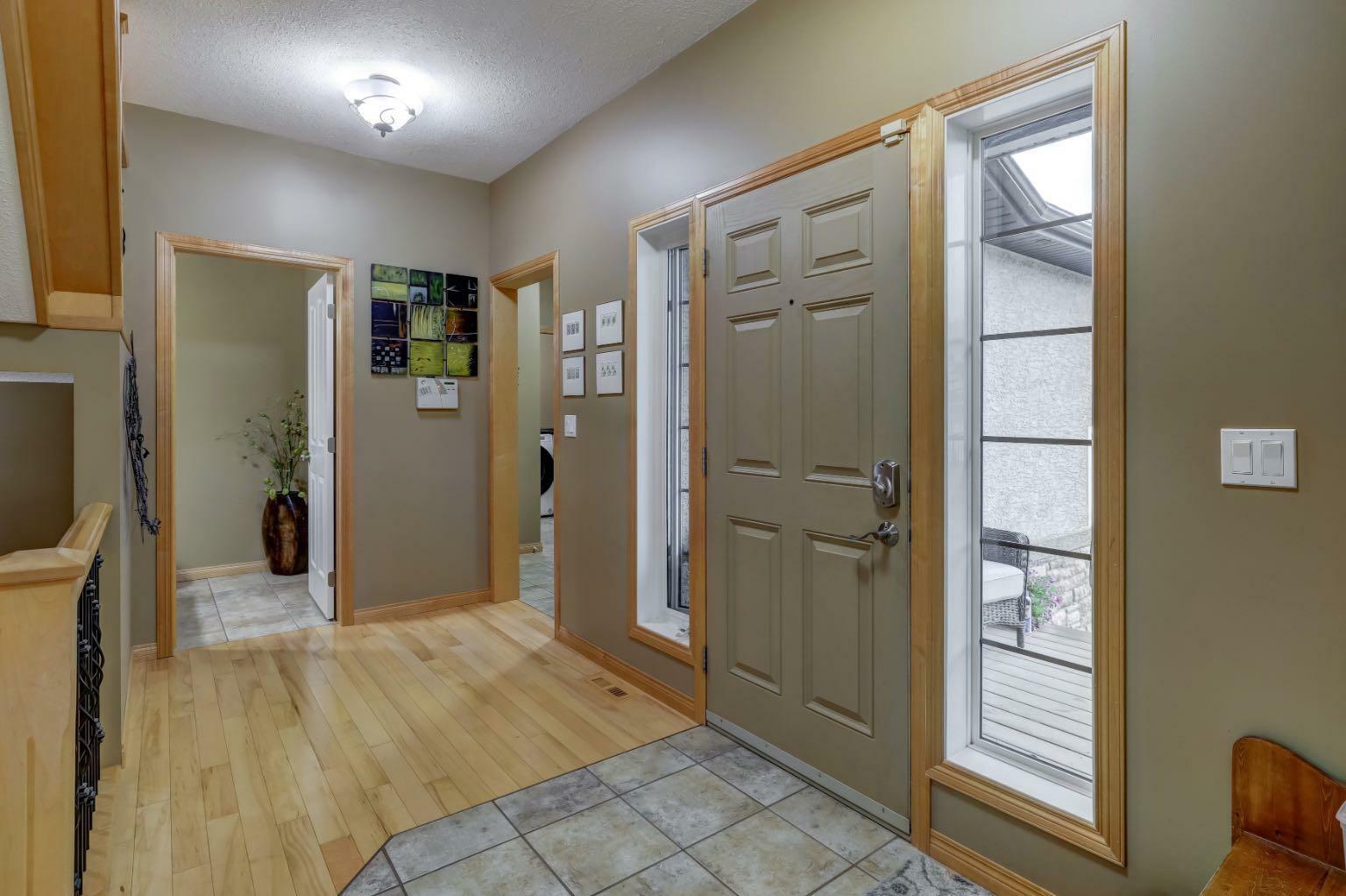 Property Photo:  1272 1 Avenue NW  AB T0J 0Y1 