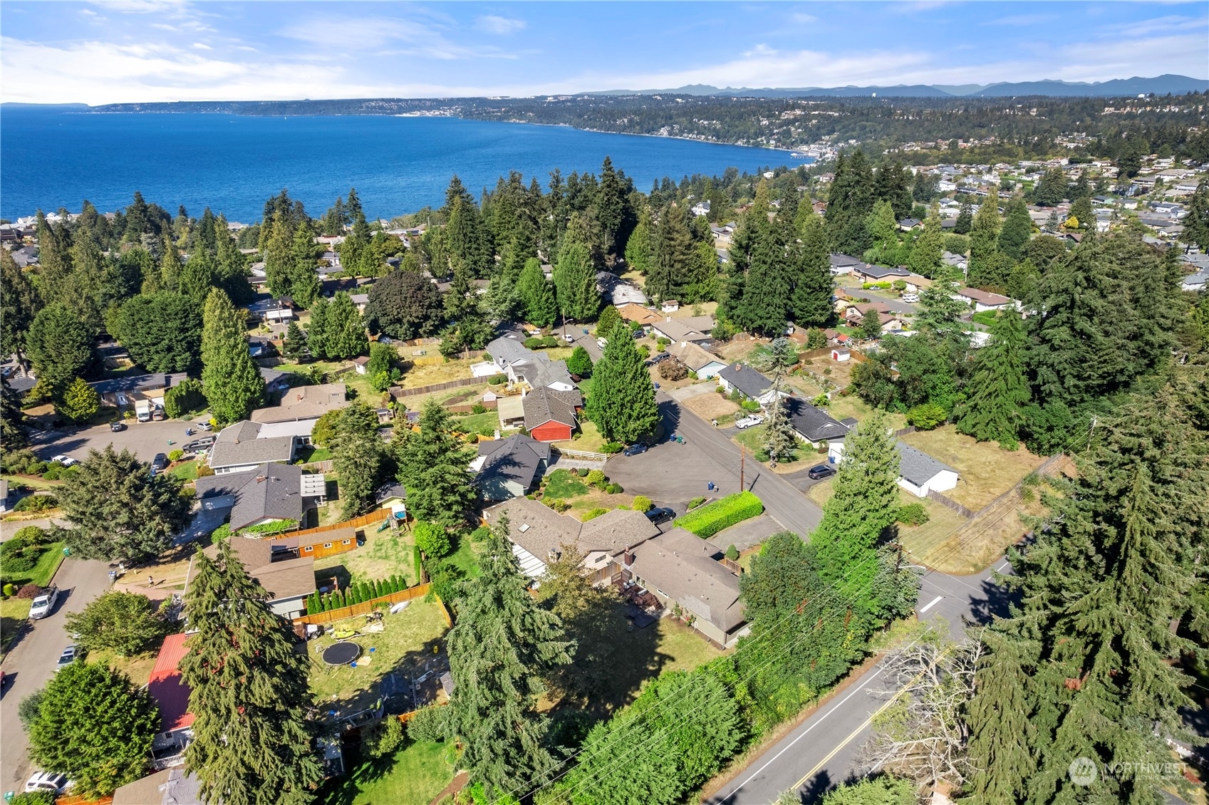 Property Photo:  30045 5th Avenue SW  WA 98023 