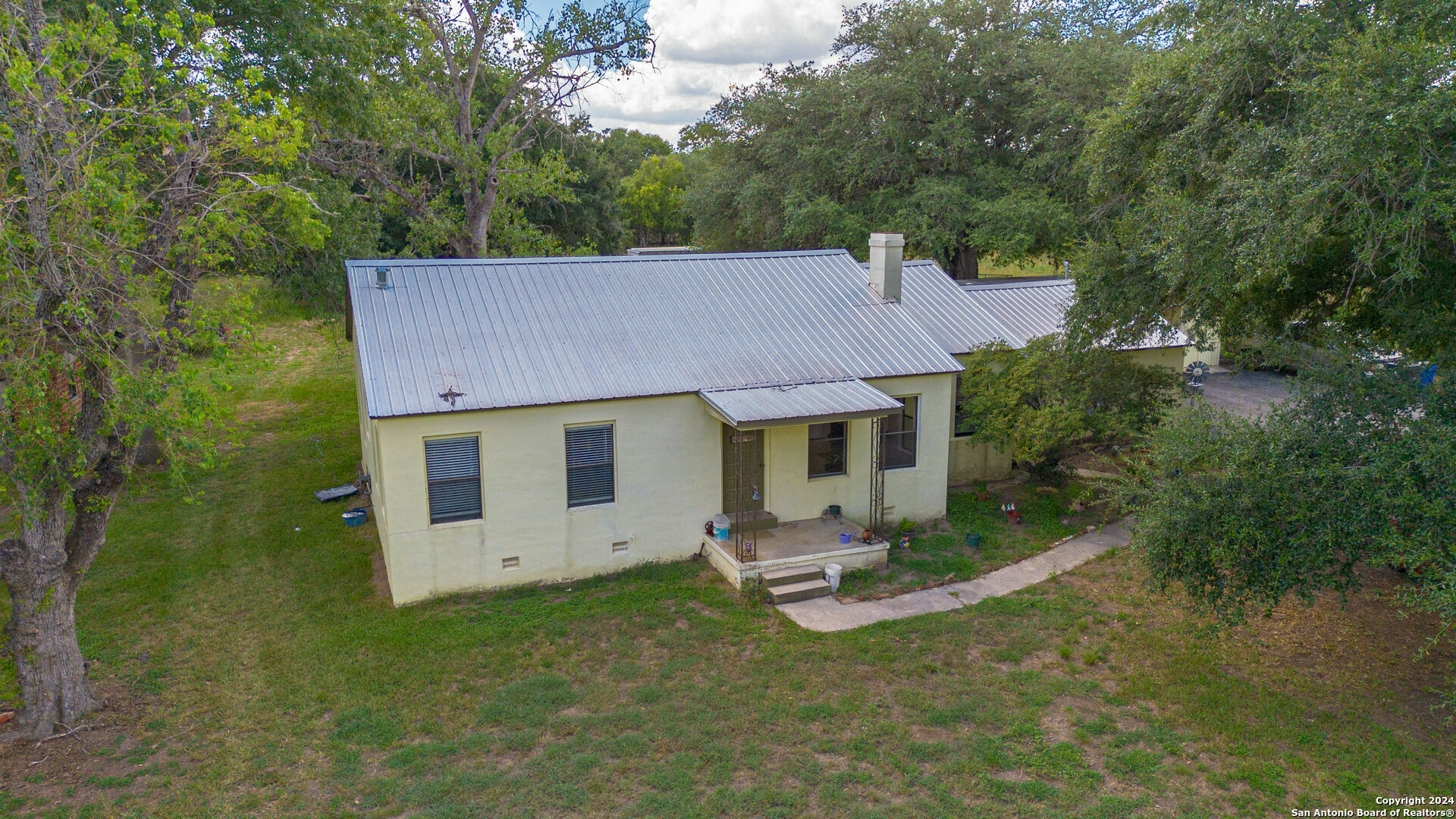 Property Photo:  9500 S State Highway 123  TX 78155 