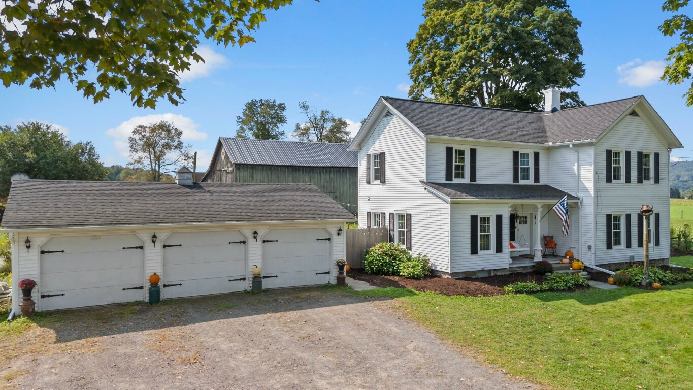 Property Photo:  76 Mountain Road  NY 13865 