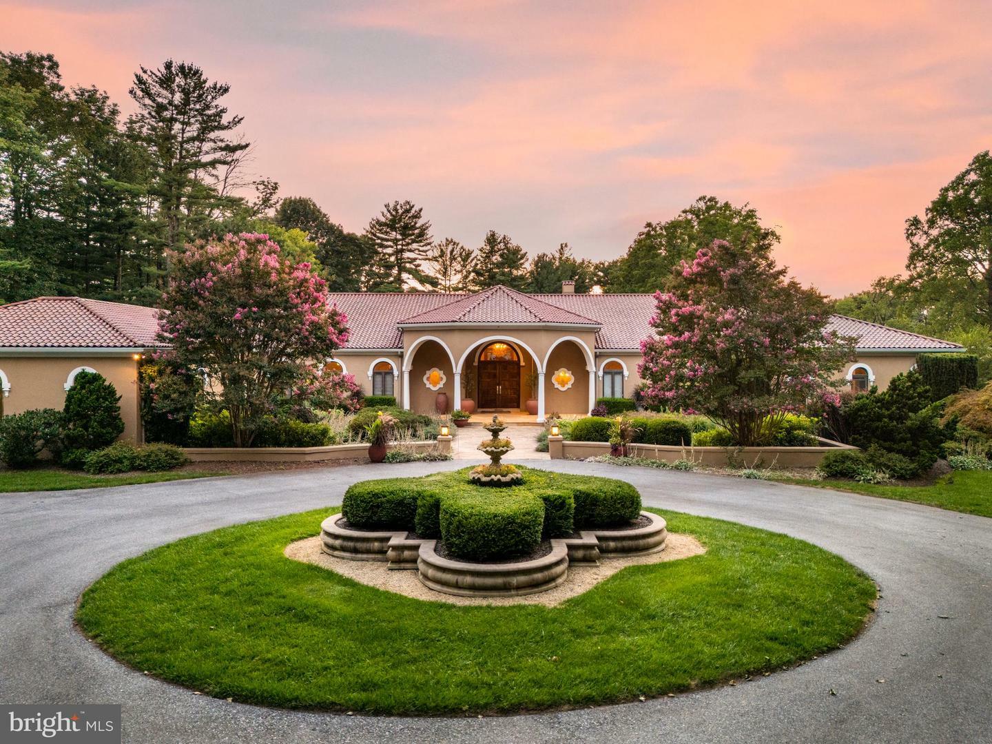 Property Photo: 1100 Ginkgo Lane PA 19035