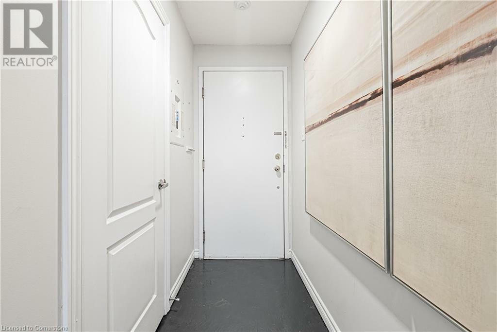 Property Photo:  135 James Street South  ON L8P 2Z6 