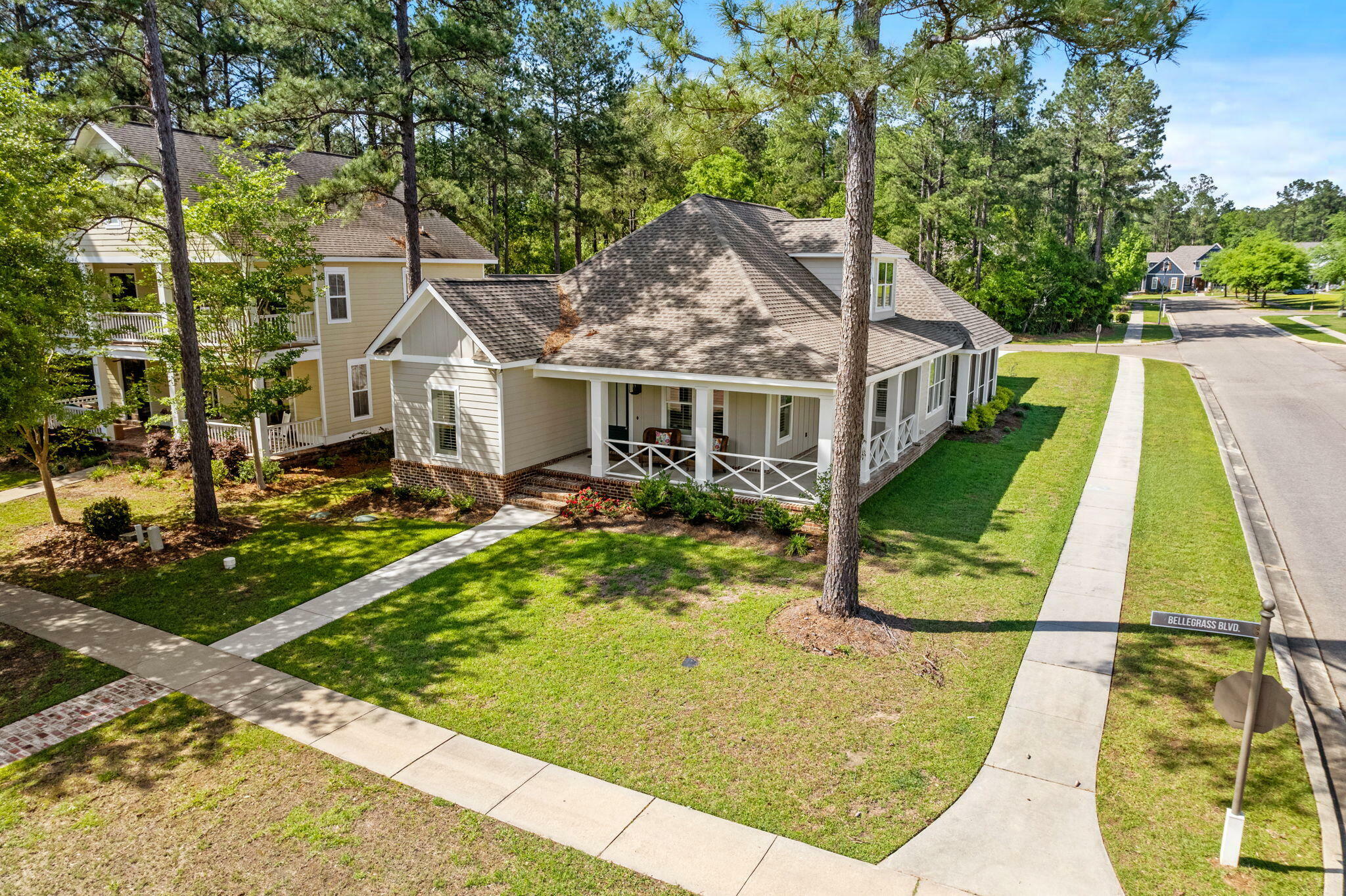 Property Photo:  92 Bellegrass Blvd.  MS 39402 