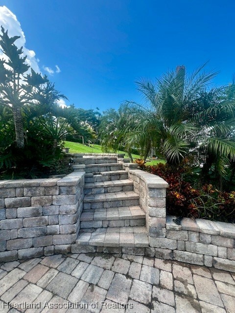 Property Photo:  721 Lake Clay Drive S  FL 33852 