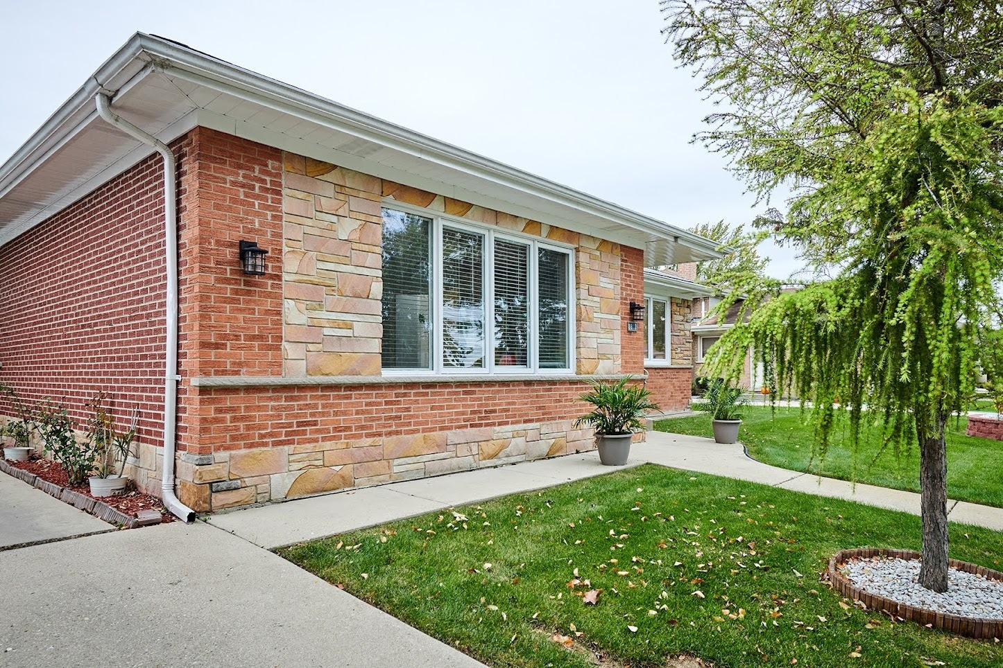 Property Photo:  8812 Ozark Avenue  IL 60053 