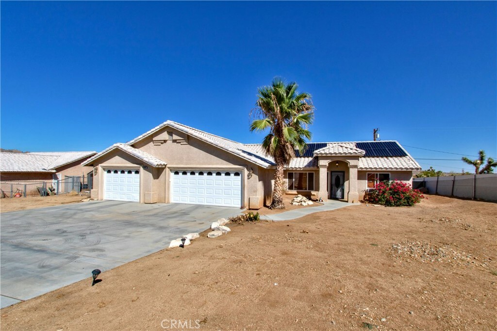 Property Photo:  58192 Yucca Trail  CA 92284 