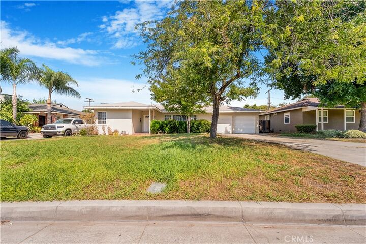 Property Photo: 3839 Wayne Court CA 92504