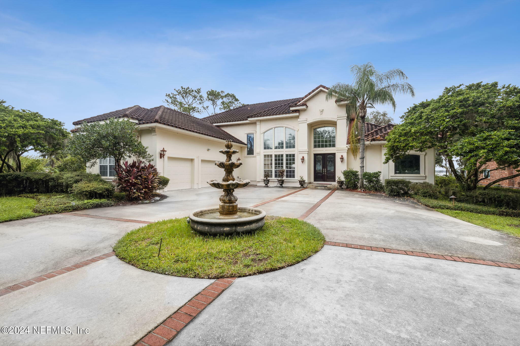 Property Photo:  226 St Johns Drive  FL 32177 