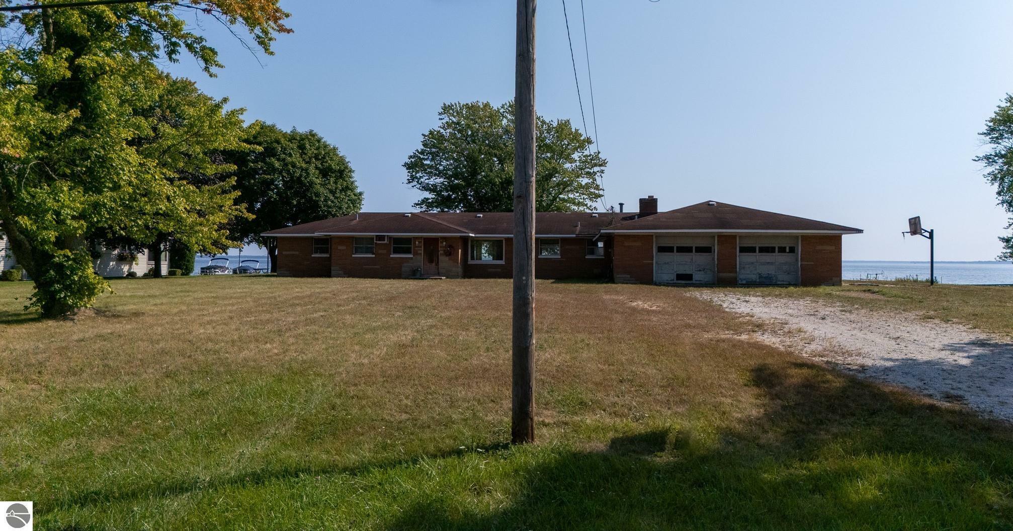 Property Photo:  126 Clearview Drive  MI 48629 