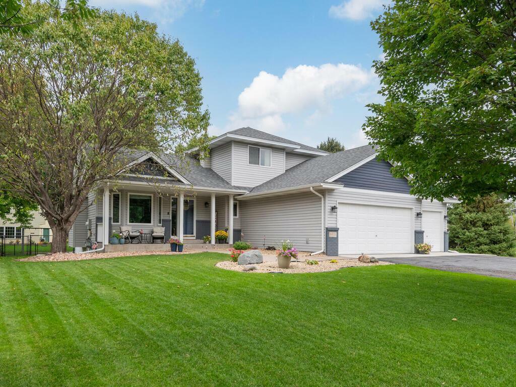 Property Photo:  4414 Impatiens Avenue N  MN 55443 