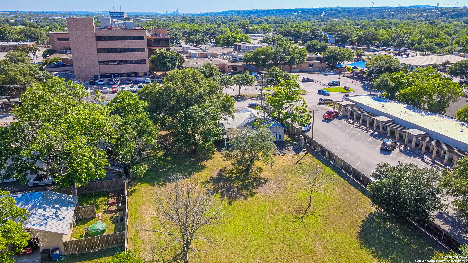 Property Photo:  640 N Houston Ave  TX 78130 