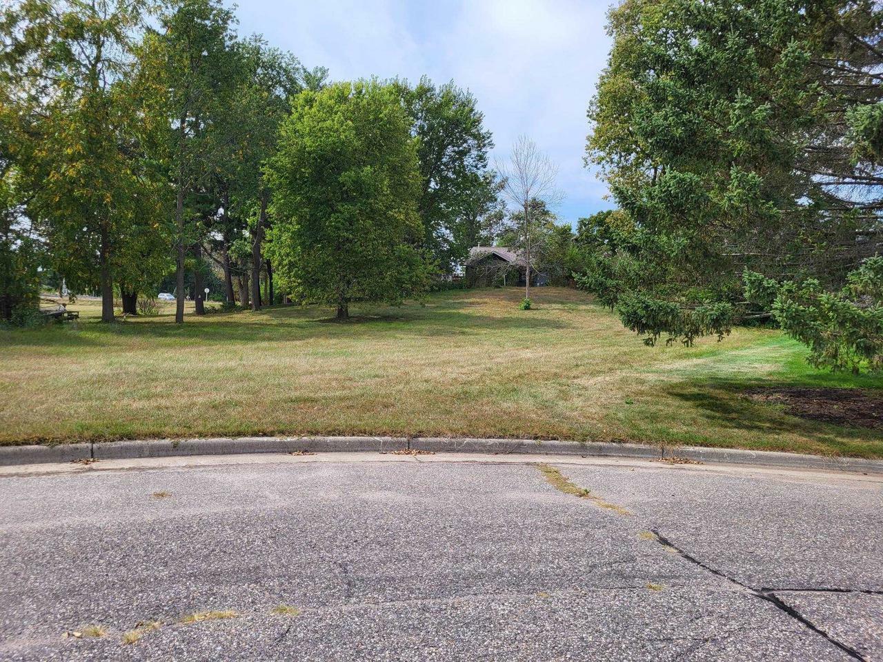 Property Photo:  Lot 13 Woodbury Drive  WI 53588 