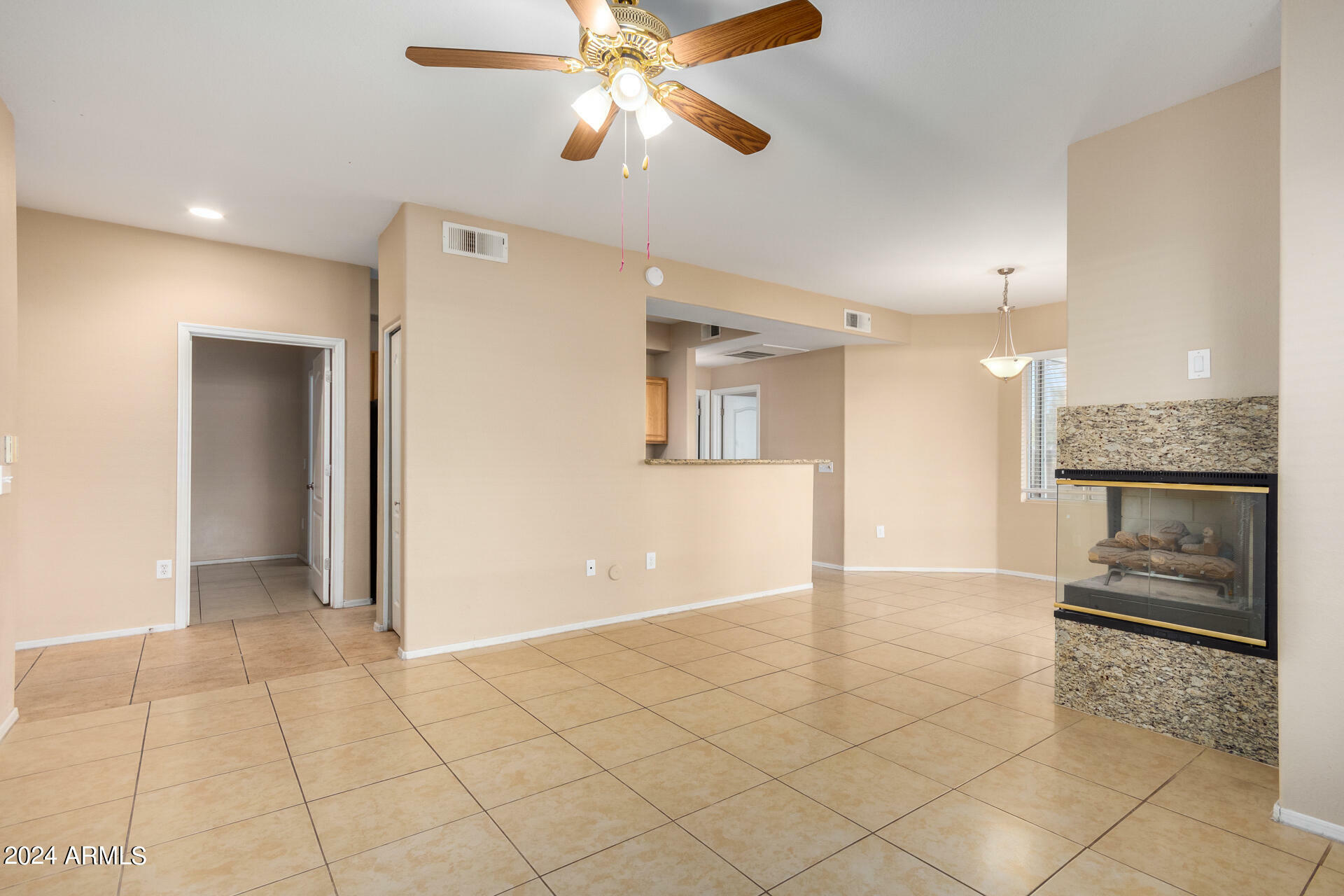 Property Photo:  2929 W Yorkshire Drive 1111  AZ 85027 